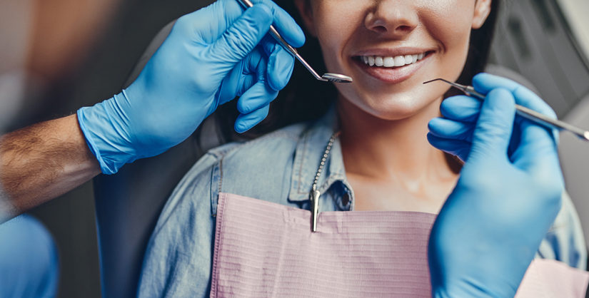 Kompleksowe leczenie dentystyczne – znajdź ścieżkę do zdrowych i pięknego uśmiechów.